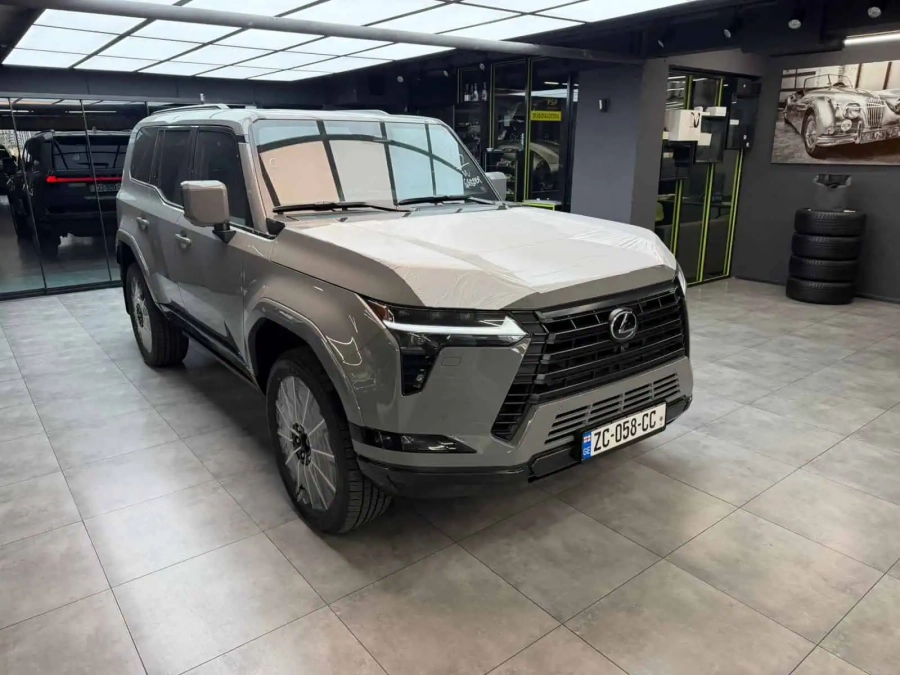 Lexus GX550